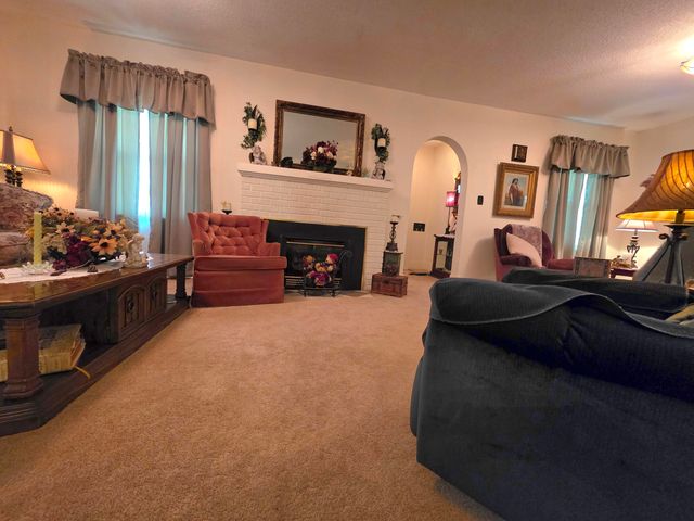 115 N Harlin Drive, West Plains, MO 65775