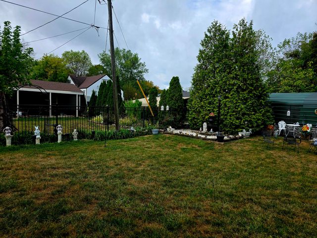 115 N Harlin Drive, West Plains, MO 65775