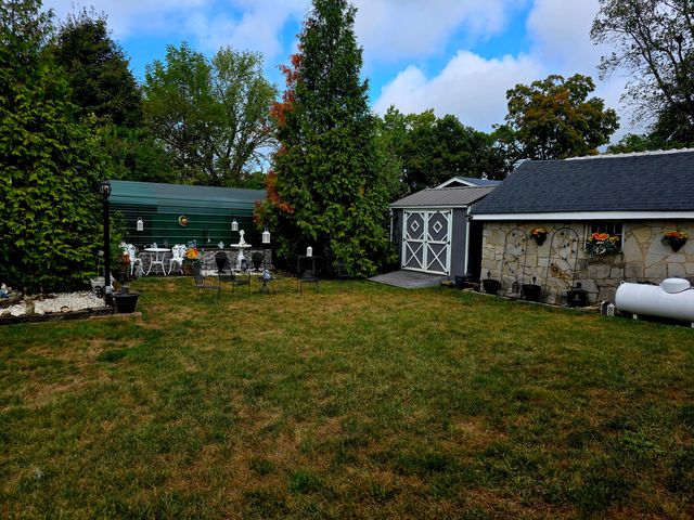 115 N Harlin Drive, West Plains, MO 65775