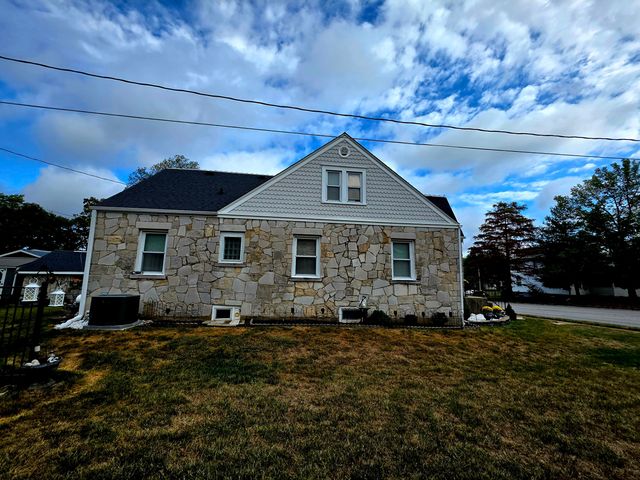 115 N Harlin Drive, West Plains, MO 65775