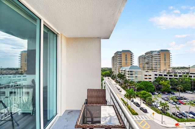 350 N FEDERAL Highway 813, Boynton Beach, FL 33435