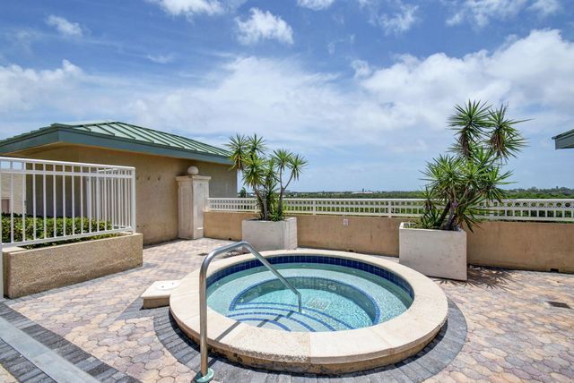 350 N FEDERAL Highway 813, Boynton Beach, FL 33435