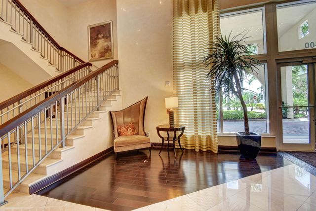350 N FEDERAL Highway 813, Boynton Beach, FL 33435