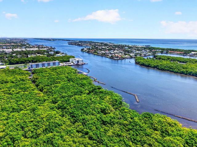 350 N FEDERAL Highway 813, Boynton Beach, FL 33435
