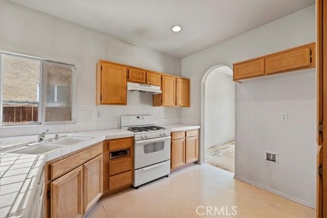 12405 Firefly Way, Victorville, CA 92392