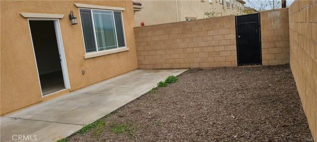 8185 Banana Avenue 9, Fontana, CA 92335