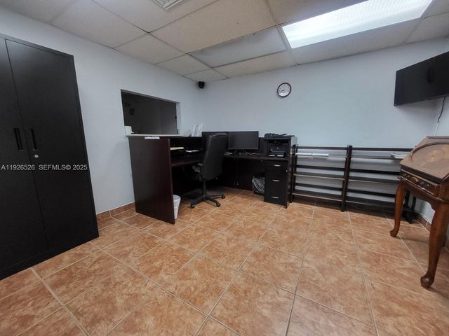 13499 Biscayne Blvd CU207, North Miami, FL 33181