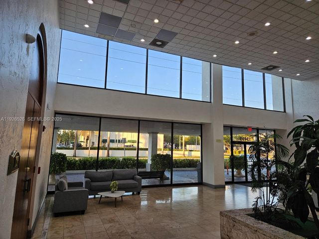 13499 Biscayne Blvd CU207, North Miami, FL 33181