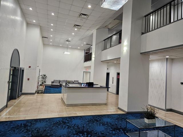 13499 Biscayne Blvd CU207, North Miami, FL 33181