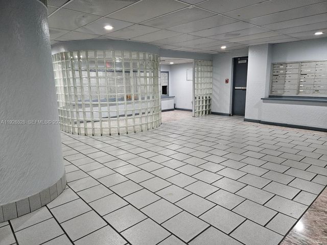 13499 Biscayne Blvd CU207, North Miami, FL 33181