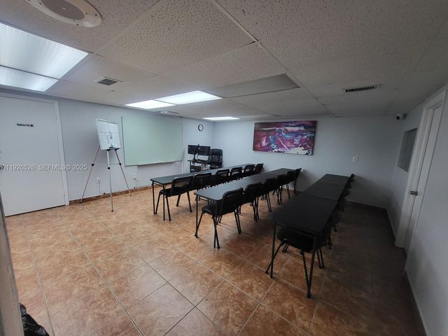 13499 Biscayne Blvd CU207, North Miami, FL 33181