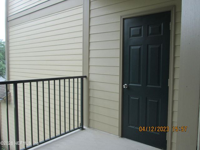 7800 POINT MEADOWS Drive 1224, Jacksonville, FL 32256