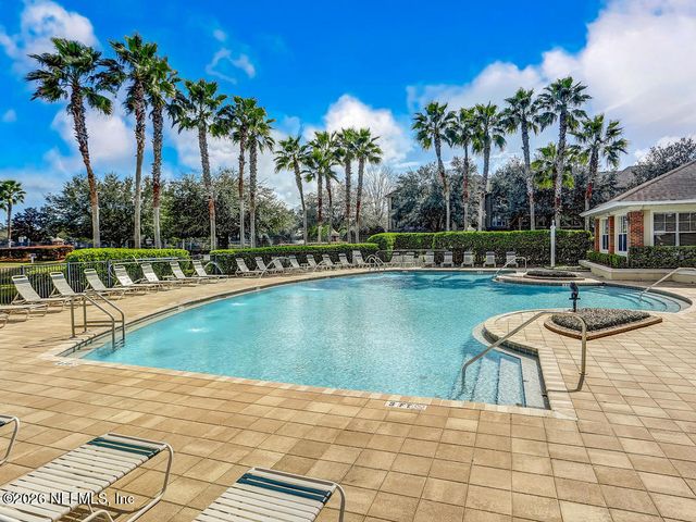 7800 POINT MEADOWS Drive 1224, Jacksonville, FL 32256
