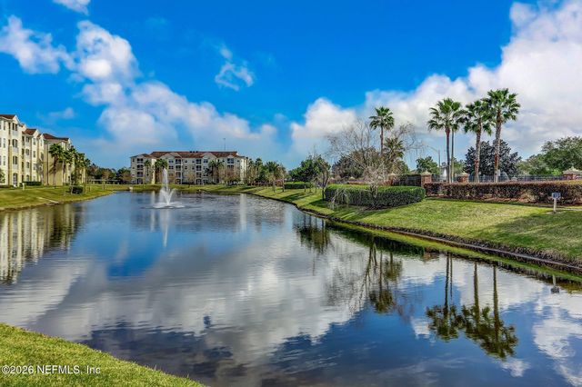 7800 POINT MEADOWS Drive 1224, Jacksonville, FL 32256