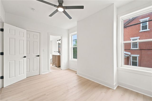 352 39th St, Lawrenceville, PA 15201