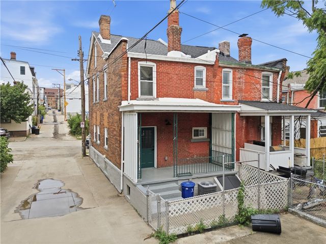 352 39th St, Lawrenceville, PA 15201