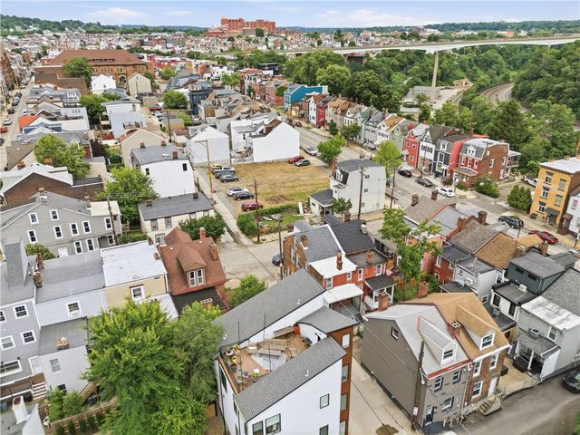 352 39th St, Lawrenceville, PA 15201