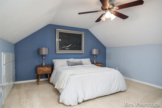 2646 Monroe Avenue, Grand Rapids, MI 49505