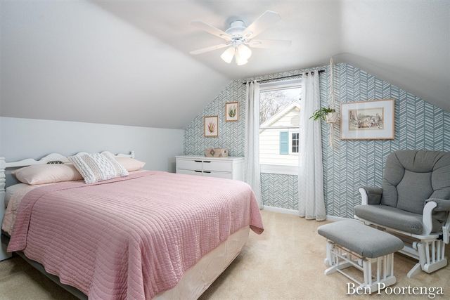 2646 Monroe Avenue, Grand Rapids, MI 49505