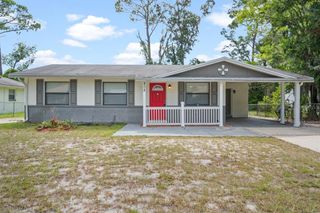 808 SE 18TH TERRACE, Gainesville, FL 32641