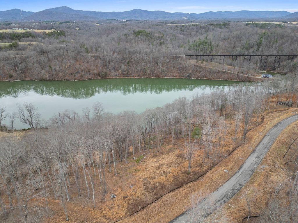 LOT 47 Pearl DR, Hardy, VA 24101