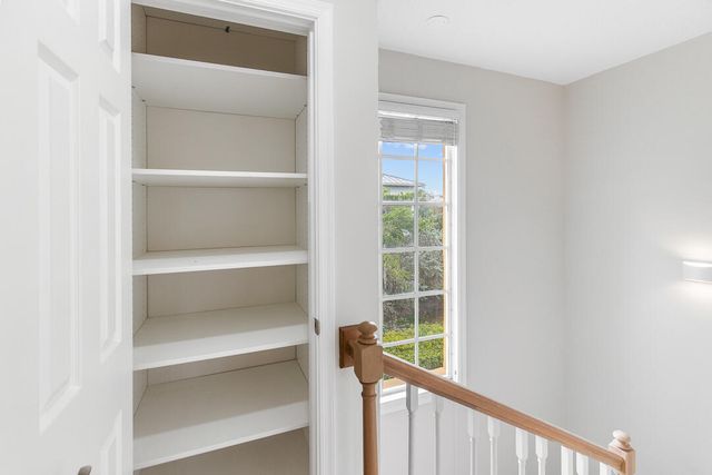 1060 Lake Shore Drive 201, West Palm Beach, FL 33403