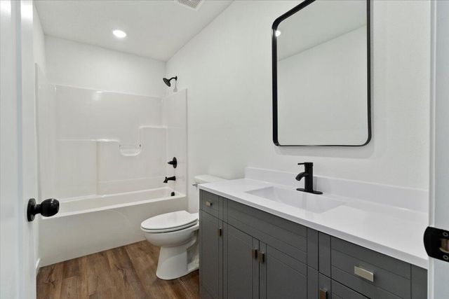 515 Nebraska Avenue, West Plains, MO 65775