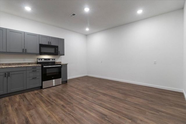 515 Nebraska Avenue, West Plains, MO 65775