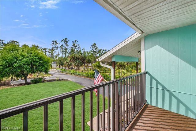 4105 2nd AVE NE, Naples, FL 34120