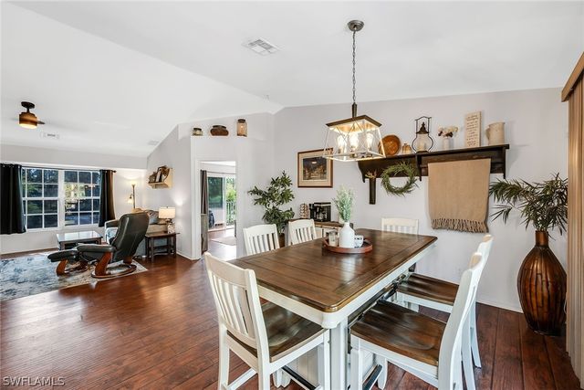 4105 2nd AVE NE, Naples, FL 34120