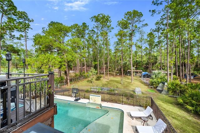 4105 2nd AVE NE, Naples, FL 34120