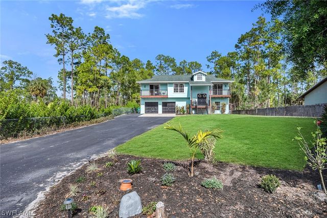 4105 2nd AVE NE, Naples, FL 34120