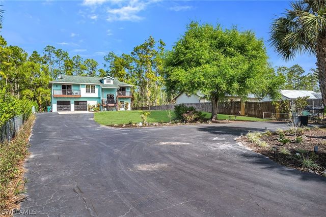 4105 2nd AVE NE, Naples, FL 34120