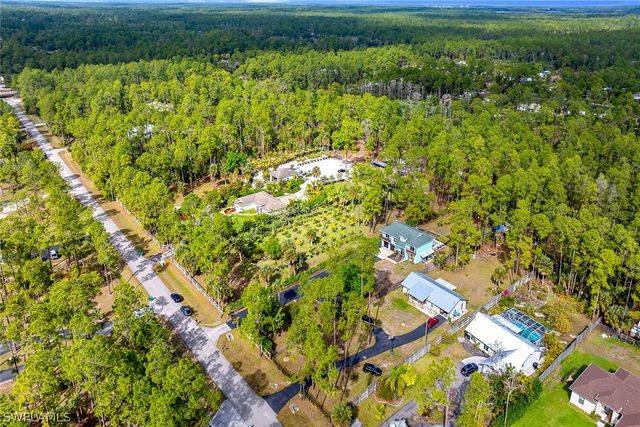 4105 2nd AVE NE, Naples, FL 34120