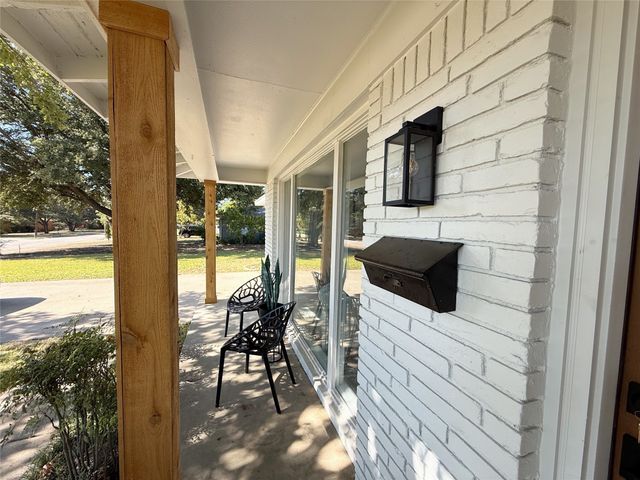 7255 Richland Road, Richland Hills, TX 76118