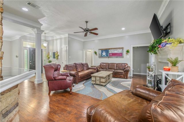 6538 Olympia Buddy Road, College Station, TX 77845