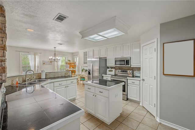 6538 Olympia Buddy Road, College Station, TX 77845