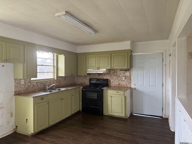 8464 Lois St, Addis, LA 70710