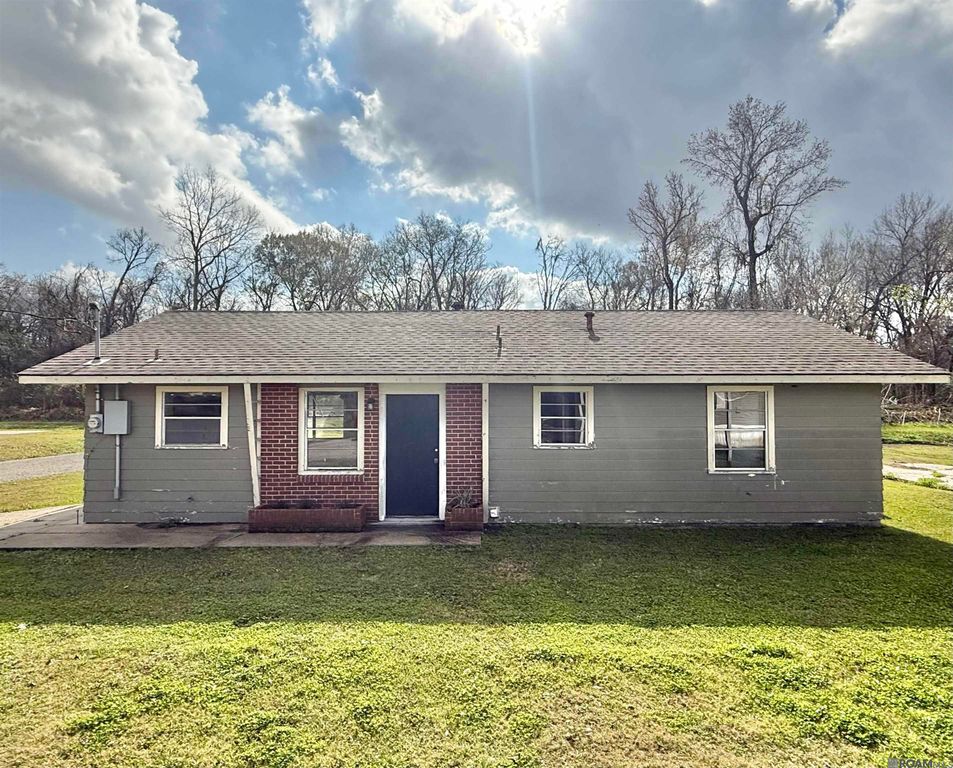 8464 Lois St, Addis, LA 70710