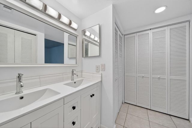 1679 SE Green Acres Circle Mm 102, Port St. Lucie, FL 34952