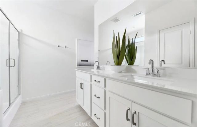 745 Spyglass Court, Perris, CA 92571