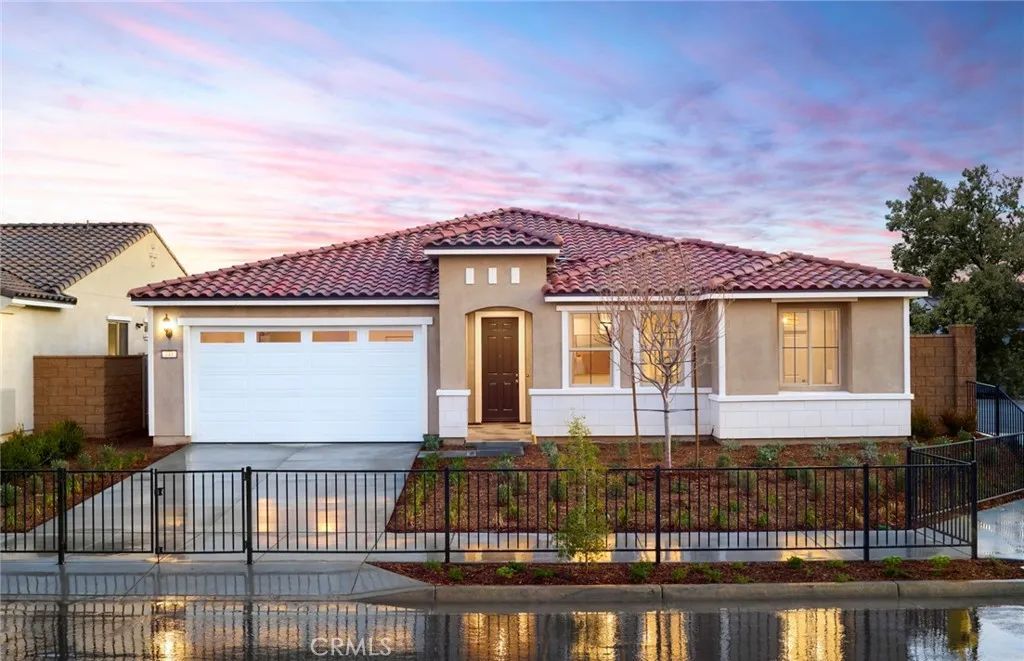 745 Spyglass Court, Perris, CA 92571