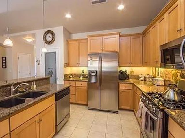 1685 American River Trl, Cool, CA 95614