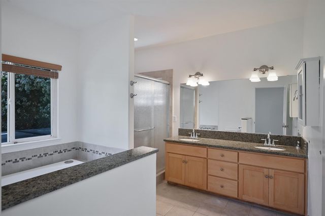 1685 American River Trl, Cool, CA 95614