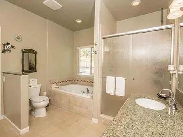 1685 American River Trl, Cool, CA 95614