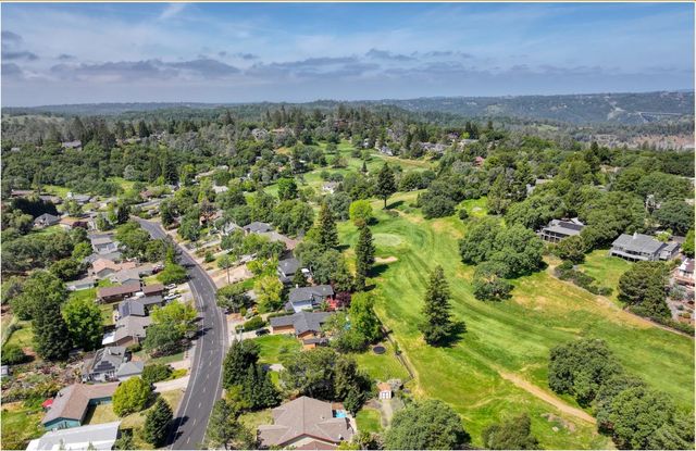 1685 American River Trl, Cool, CA 95614