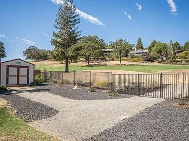 1685 American River Trl, Cool, CA 95614