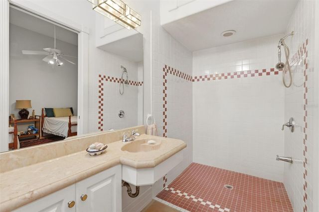 9813 LAKE GEORGIA DRIVE, Orlando, FL 32817