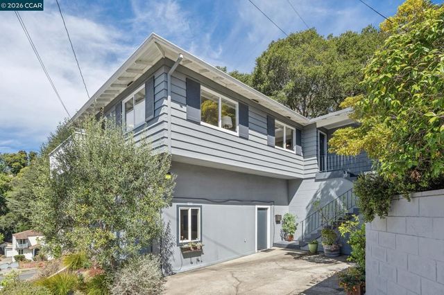 1016 Norwood Ave, Oakland, CA 94610
