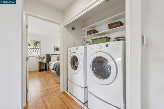 1016 Norwood Ave, Oakland, CA 94610